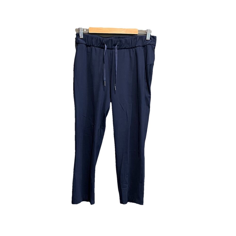 Lululemon Navy On The‎ Fly Women's Activewear Pants Size 6